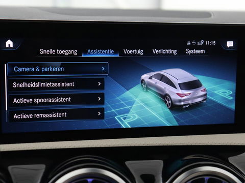 Mercedes-Benz CLA-Klasse Shooting Brake 180 Luxury Line | Leder | Adaptive cruise | Stoelverwarming | Camera | Matrix LED | Carplay | Sfeerverlichting | Widescreen | Keyless