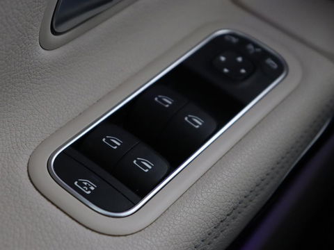 Mercedes-Benz CLA-Klasse Shooting Brake 180 Luxury Line | Leder | Adaptive cruise | Stoelverwarming | Camera | Matrix LED | Carplay | Sfeerverlichting | Widescreen | Keyless
