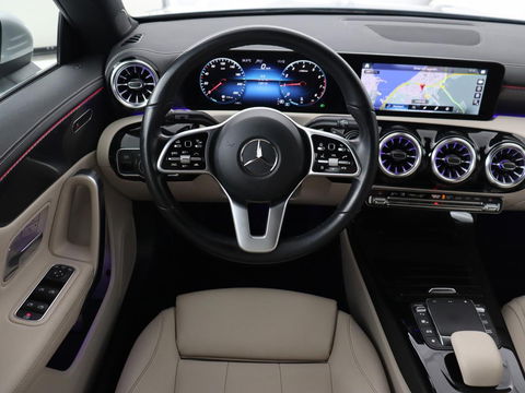 Mercedes-Benz CLA-Klasse Shooting Brake 180 Luxury Line | Leder | Adaptive cruise | Stoelverwarming | Camera | Matrix LED | Carplay | Sfeerverlichting | Widescreen | Keyless
