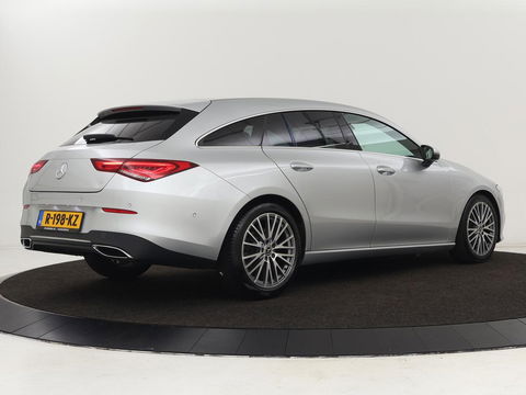 Mercedes-Benz CLA-Klasse Shooting Brake 180 Luxury Line | Leder | Adaptive cruise | Stoelverwarming | Camera | Matrix LED | Carplay | Sfeerverlichting | Widescreen | Keyless