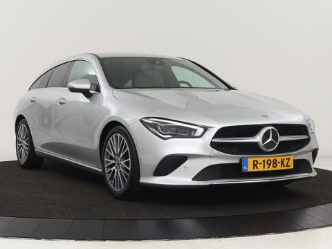 Mercedes-Benz CLA-Klasse Shooting Brake 180 Luxury Line | Leder | Adaptive cruise | Stoelverwarming | Camera | Matrix LED | Carplay | Sfeerverlichting | Widescreen | Keyless