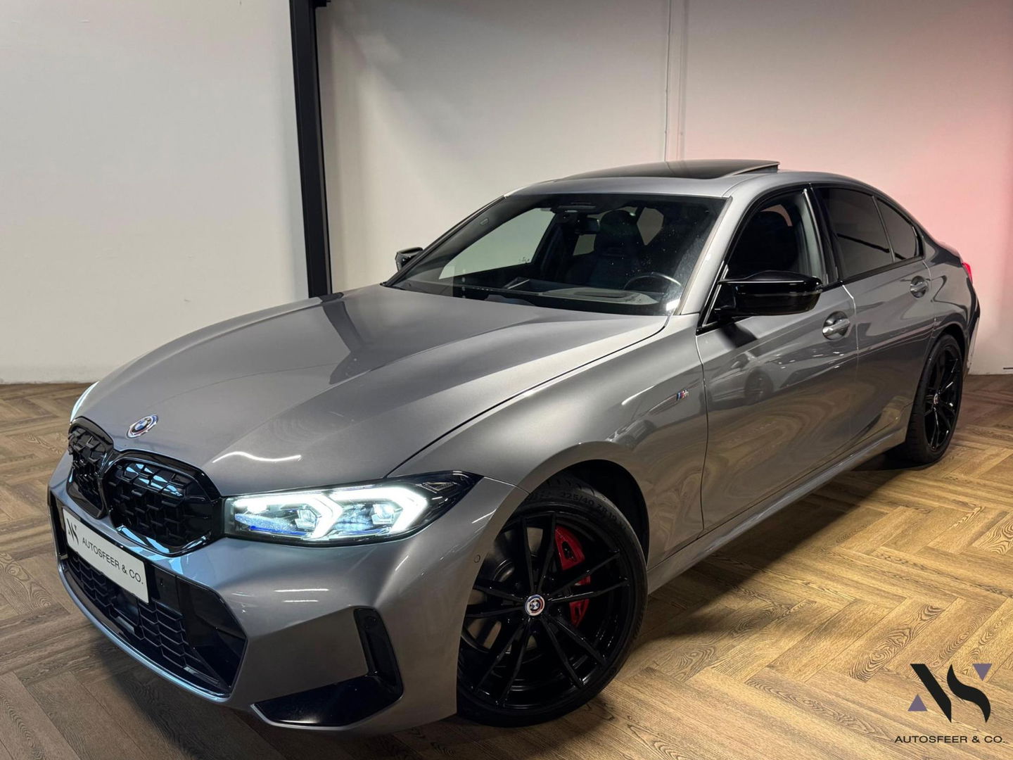 BMW 3-serie M340i xDrive PANO KEYLESS CAM