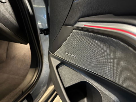 BMW 3-serie M340i xDrive PANO KEYLESS CAM