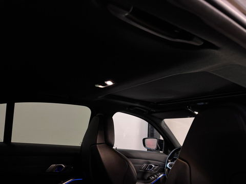 BMW 3-serie M340i xDrive PANO KEYLESS CAM