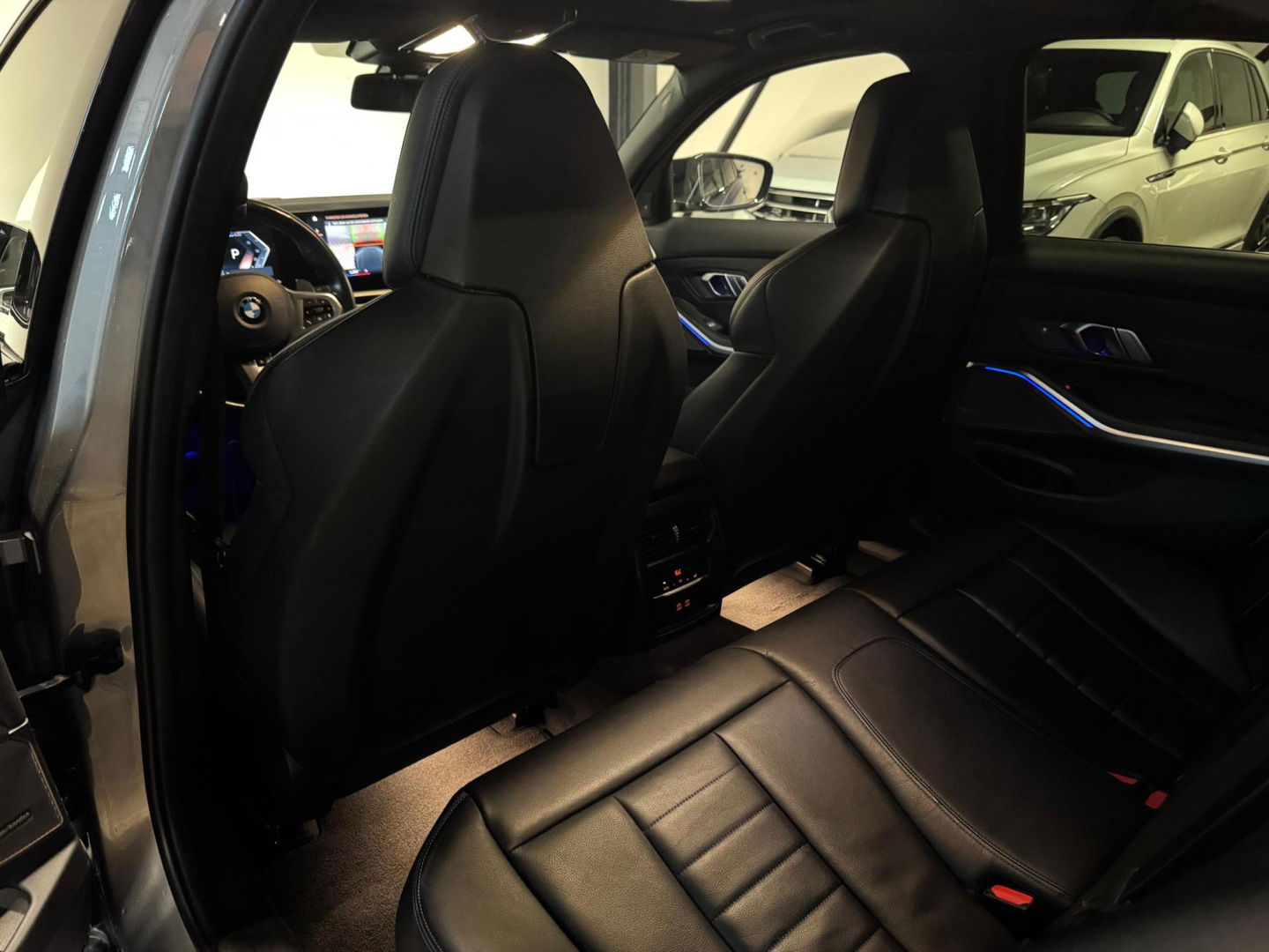 BMW 3-serie M340i xDrive PANO KEYLESS CAM