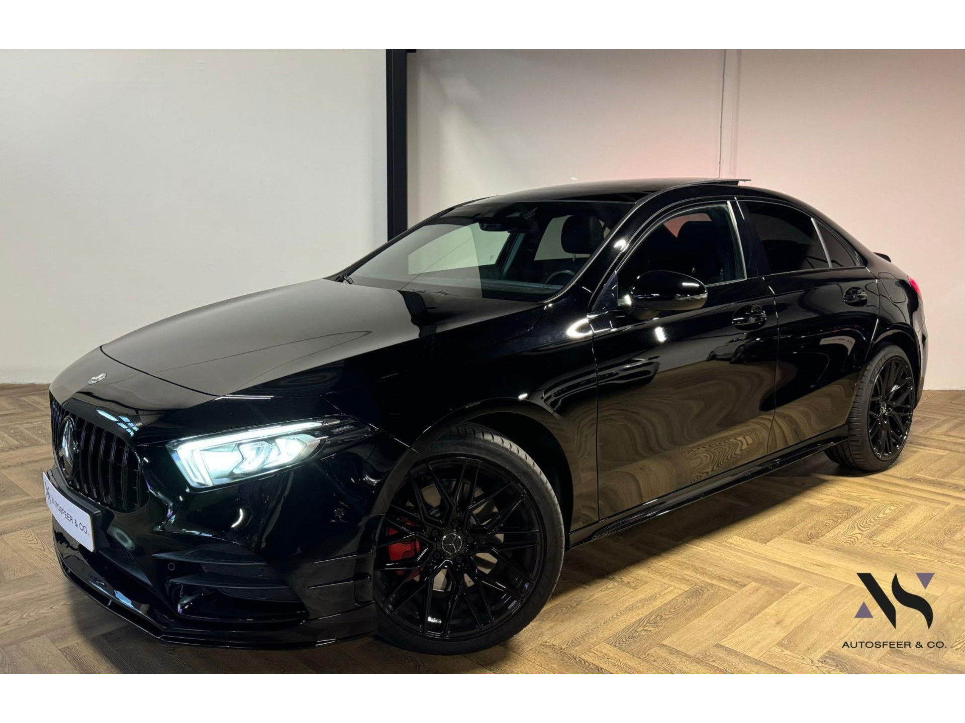 Mercedes-Benz A-Klasse 250 e AMG Line PANO CAM VOL'