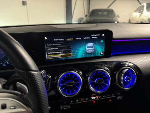 Mercedes-Benz A-Klasse 250 e AMG Line PANO CAM VOL'
