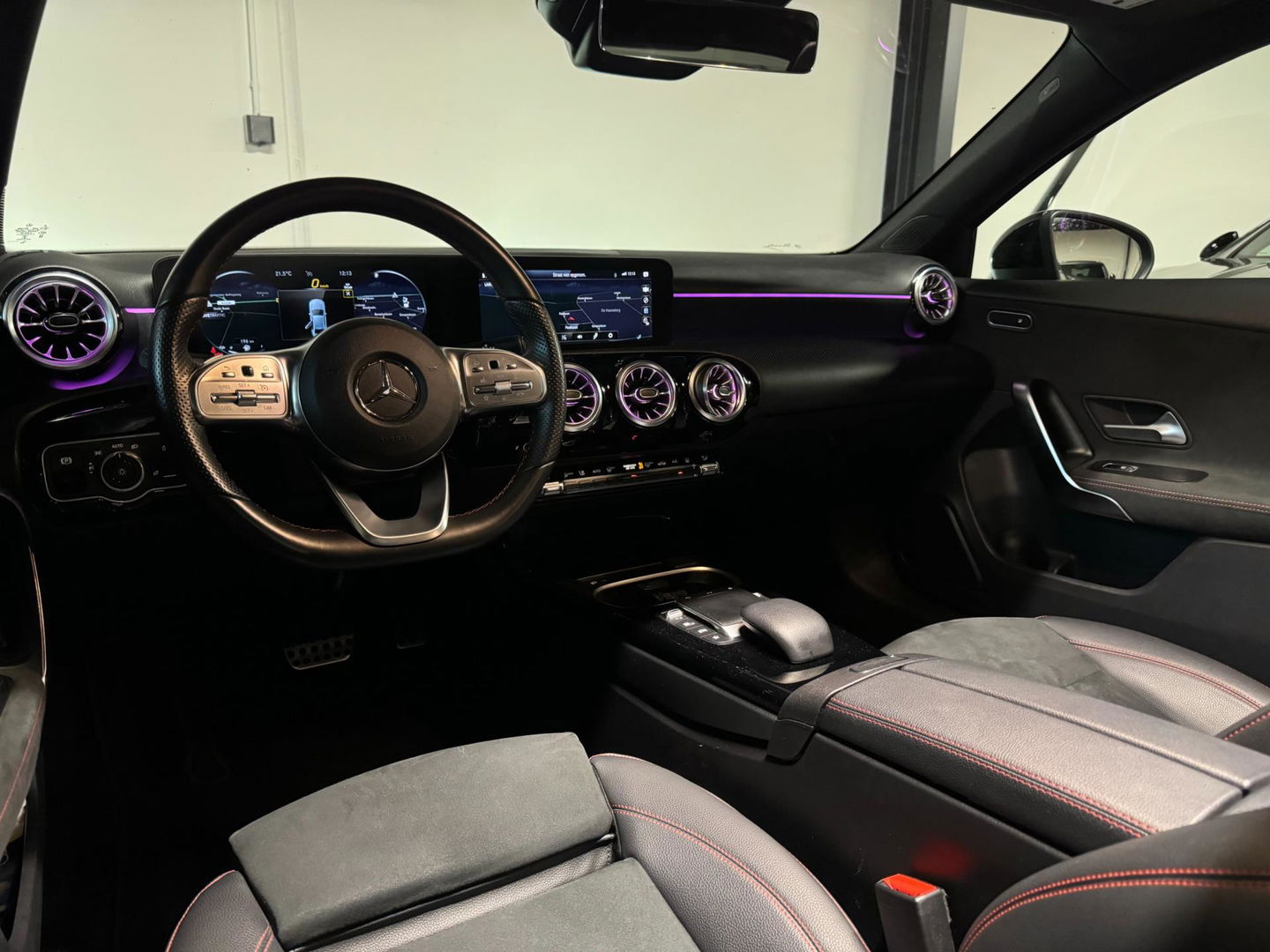 Mercedes-Benz A-Klasse 250 e AMG Line PANO CAM VOL'