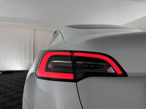 Tesla Model 3 Standard RWD Plus 60 kWh [ 3-Fase ] (INCL-BTW) Aut. *PANO | AUTO-PILOT | LUXURY-LEATHER | KEYLESS | FULL-LED | MEMORY-PACK | SURROUND-VIEW | DAB | CARPLAY | DIGI-COCKPIT | LANE-ASSIST | COMFORT-SEATS | 18"ALU*