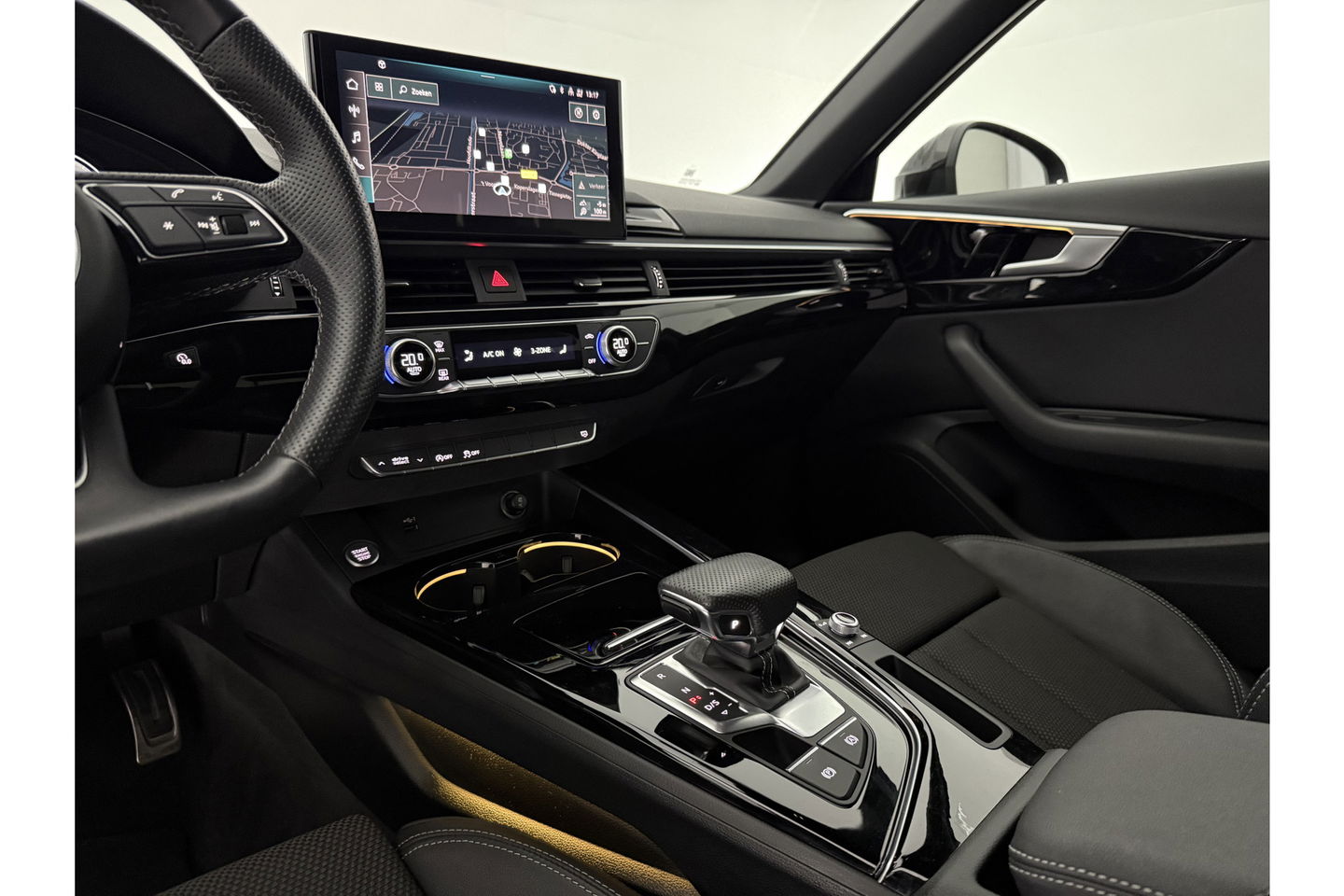 Audi A4 35 TFSI 150PK S-Line LED Virtual Sfeer Carplay Clima Cruise Navi PDC 18''LMV