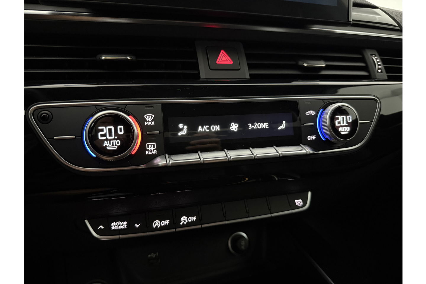 Audi A4 35 TFSI 150PK S-Line LED Virtual Sfeer Carplay Clima Cruise Navi PDC 18''LMV