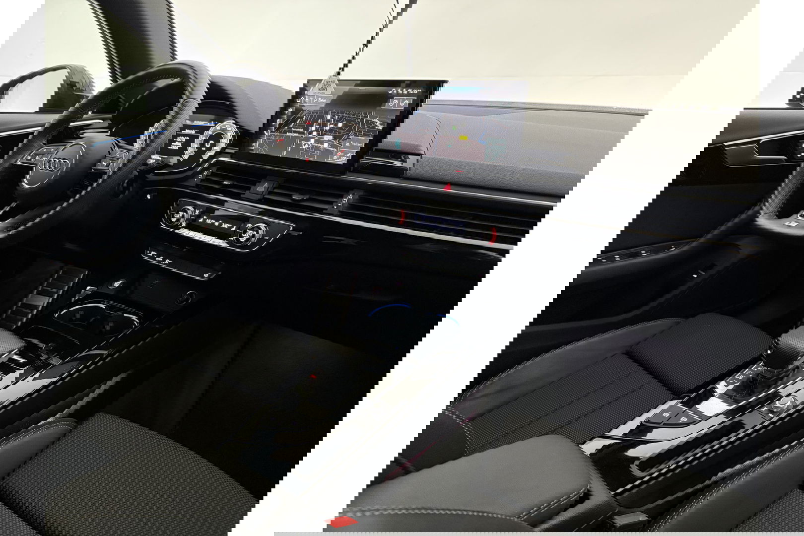 Audi A4 35 TFSI 150PK S-Line LED Virtual Sfeer Carplay Clima Cruise Navi PDC 18''LMV