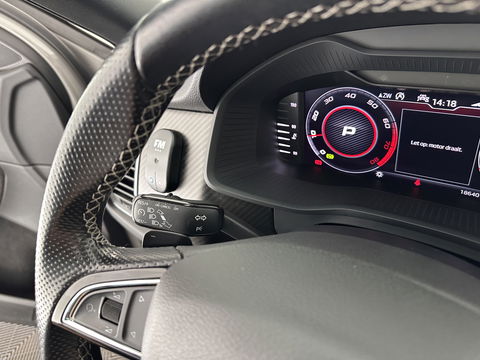 Škoda Kodiaq 1.5 TSI Sportline Business Aut. *PANO | LEATHER-ALCANTARA | FULL-LED | MEMORY-PACK | CANTON-SOUND | CAMERA | KEYLESS | DIGI-COCKPIT | SPORTSEATS | DAB+ | AMBIENT-LIGHT | CARBON | TOWBAR | 20''ALU*