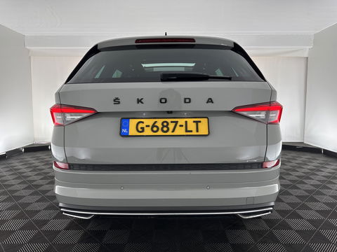 Škoda Kodiaq 1.5 TSI Sportline Business Aut. *PANO | LEATHER-ALCANTARA | FULL-LED | MEMORY-PACK | CANTON-SOUND | CAMERA | KEYLESS | DIGI-COCKPIT | SPORTSEATS | DAB+ | AMBIENT-LIGHT | CARBON | TOWBAR | 20''ALU*