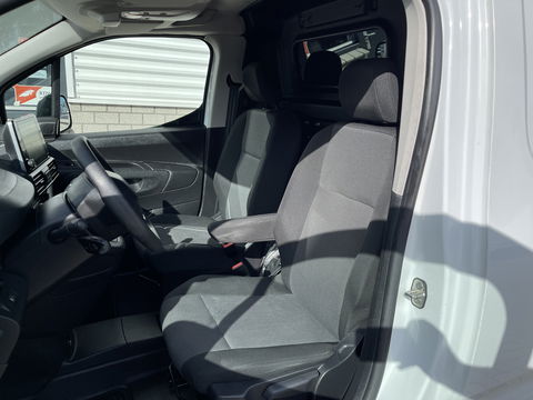 Peugeot Partner 1.5 BlueHDI Premium / vaste prijs rijklaar € 12.750 ex btw / lease vanaf € 215 / euro 6 diesel / bpm vrij / airco / cruise / trekhaak / schuifdeur !
