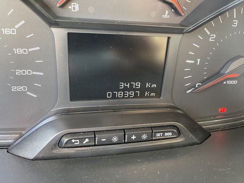 Peugeot Partner 1.5 BlueHDI Premium / vaste prijs rijklaar € 12.750 ex btw / lease vanaf € 215 / euro 6 diesel / bpm vrij / airco / cruise / trekhaak / schuifdeur !