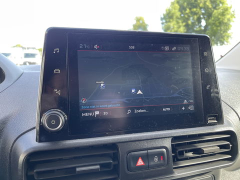 Peugeot Partner 1.5 BlueHDI Premium / vaste prijs rijklaar € 12.750 ex btw / lease vanaf € 215 / euro 6 diesel / bpm vrij / airco / cruise / trekhaak / schuifdeur !