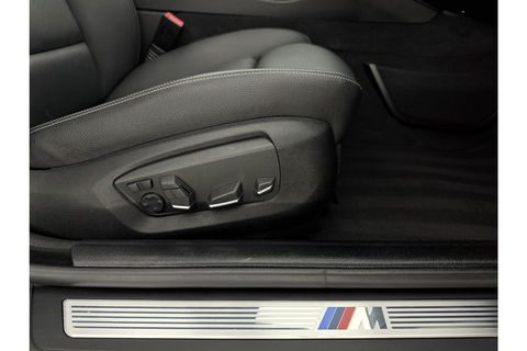 BMW 5 Serie 520i M Sport 184PK Pano LED Camera Clima Head up Display Memory Virtual Navi PDC Leder 19"LMV
