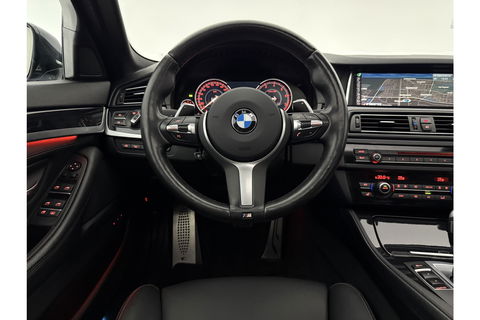 BMW 5 Serie 520i M Sport 184PK Pano LED Camera Clima Head up Display Memory Virtual Navi PDC Leder 19"LMV