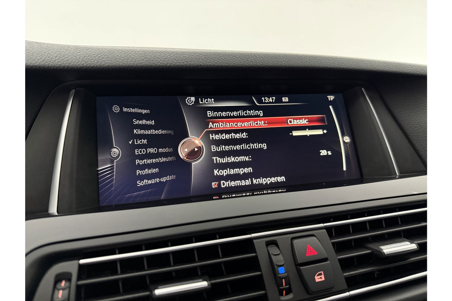 BMW 5 Serie 520i M Sport 184PK Pano LED Camera Clima Head up Display Memory Virtual Navi PDC Leder 19"LMV