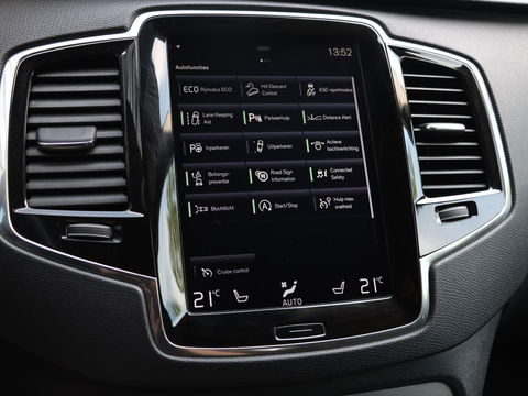 Volvo XC90 2.0 D5 AWD Momentum 235PK