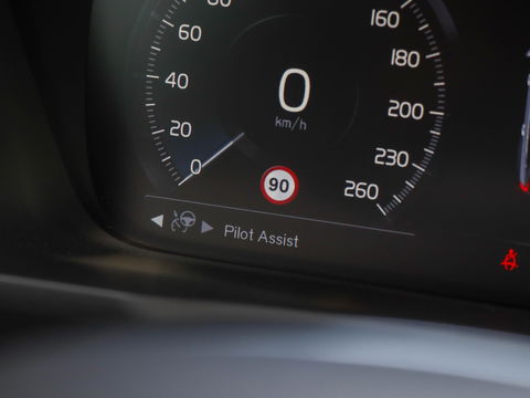 Volvo XC90 2.0 D5 AWD Momentum 235PK