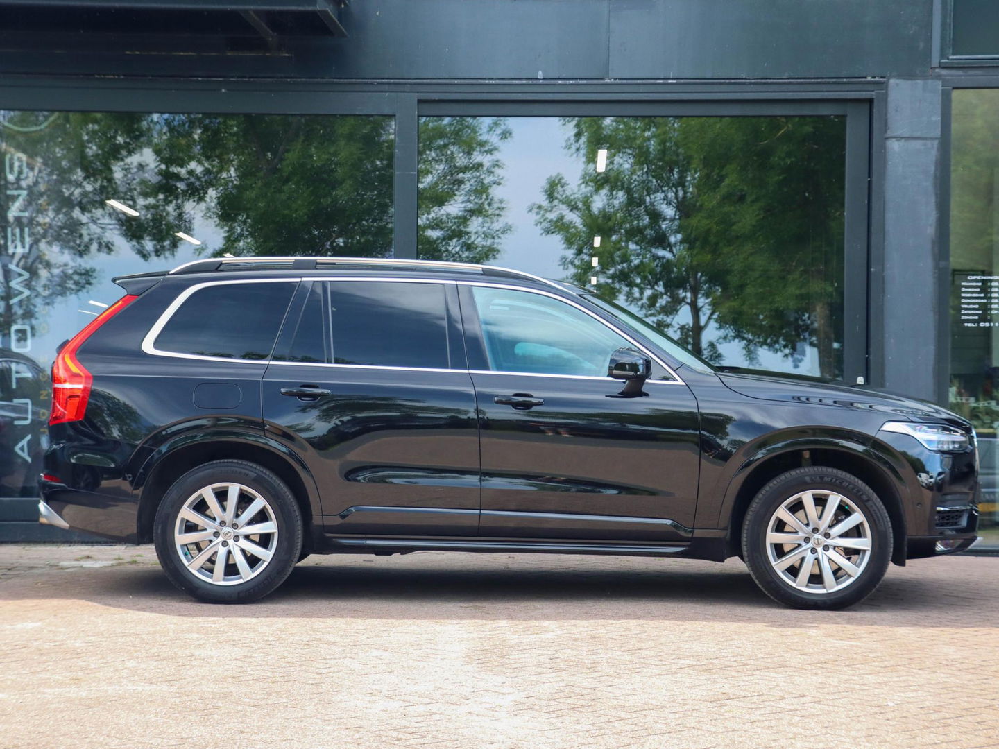 Volvo XC90 2.0 D5 AWD Momentum 235PK