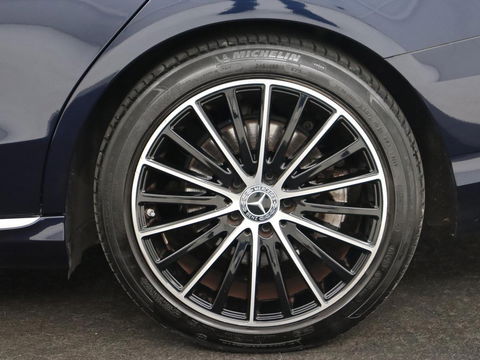 Mercedes-Benz C-Klasse 300e Avantgarde Luxury | Panoramadak | Luchtvering | Burmester | Stuurverwarming | 360 Camera | Leder | Stoelverwarming | Memory | Carplay | Sfeerverlichting | Matrix LED | PHEV | Plug In