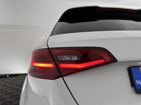 Audi A3 Sportback 1.4 e-tron PHEV Ambition Pro Line plus Aut. *PANO | FULL-LED | 1/2LEATHER | KEYLESS | BANG&OLUFSEN | NAVI-FULLMAP | SPORT-SEATS | ECC | PDC | CRUISE | 18''ALU*