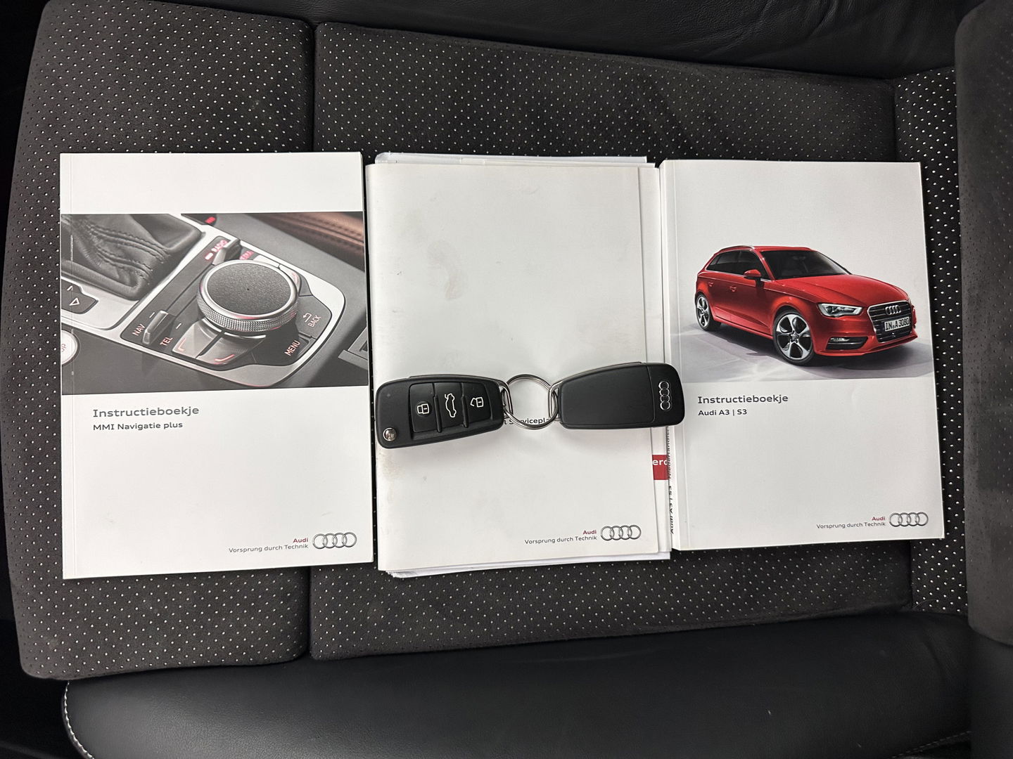 Audi A3 Sportback 1.4 e-tron PHEV Ambition Pro Line plus Aut. *PANO | FULL-LED | 1/2LEATHER | KEYLESS | BANG&OLUFSEN | NAVI-FULLMAP | SPORT-SEATS | ECC | PDC | CRUISE | 18''ALU*