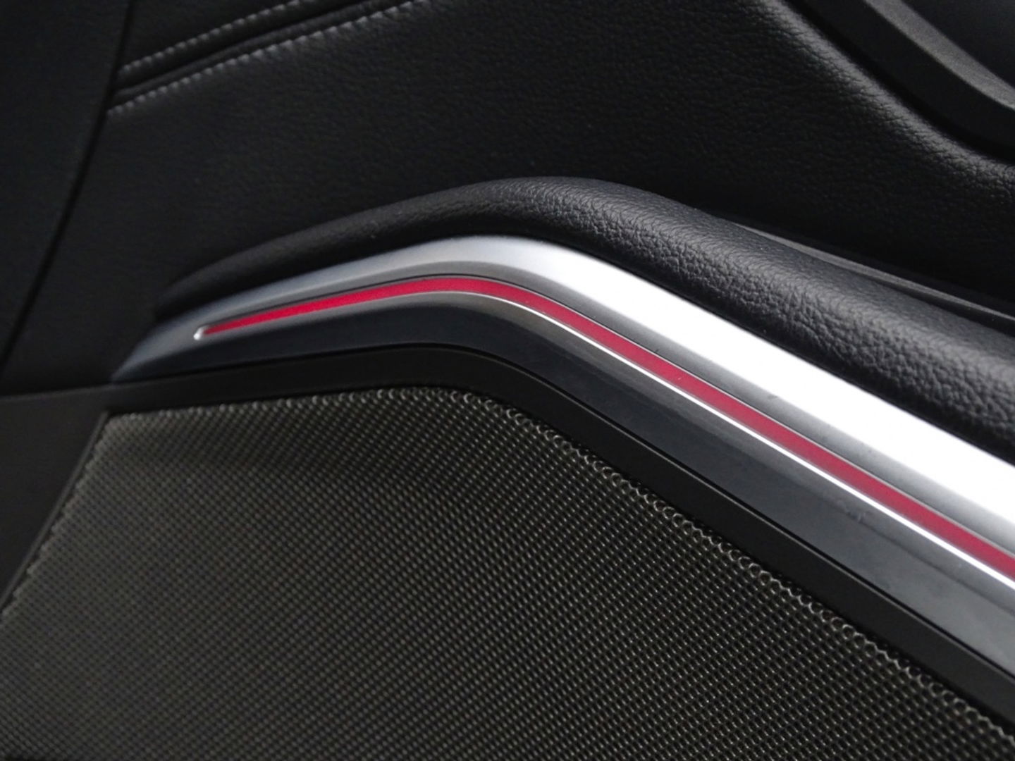 BMW 3-serie 330i 259PK / M-Sport / Individual / M340 Ed. / laser