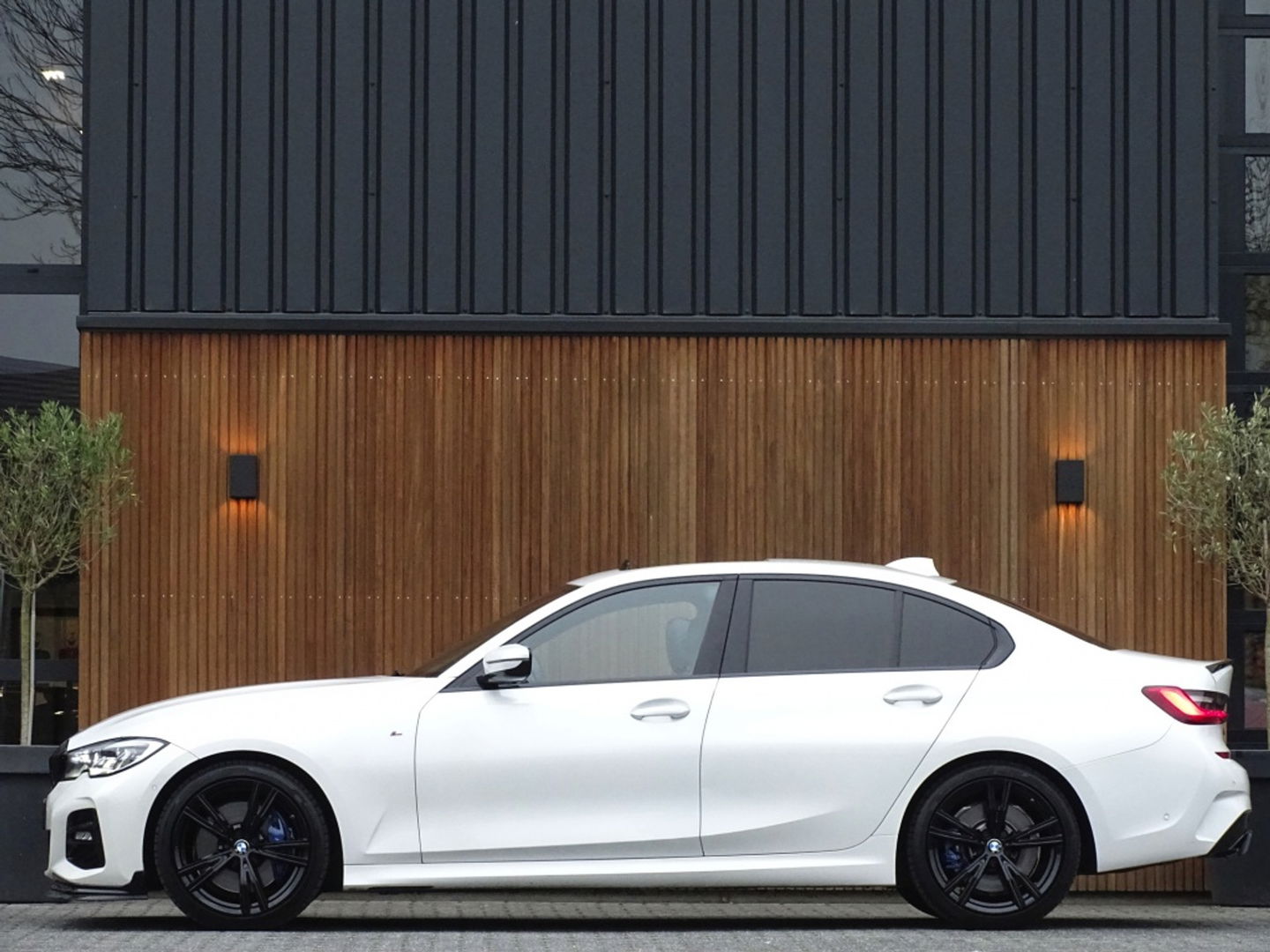 BMW 3-serie 330i 259PK / M-Sport / Individual / M340 Ed. / laser