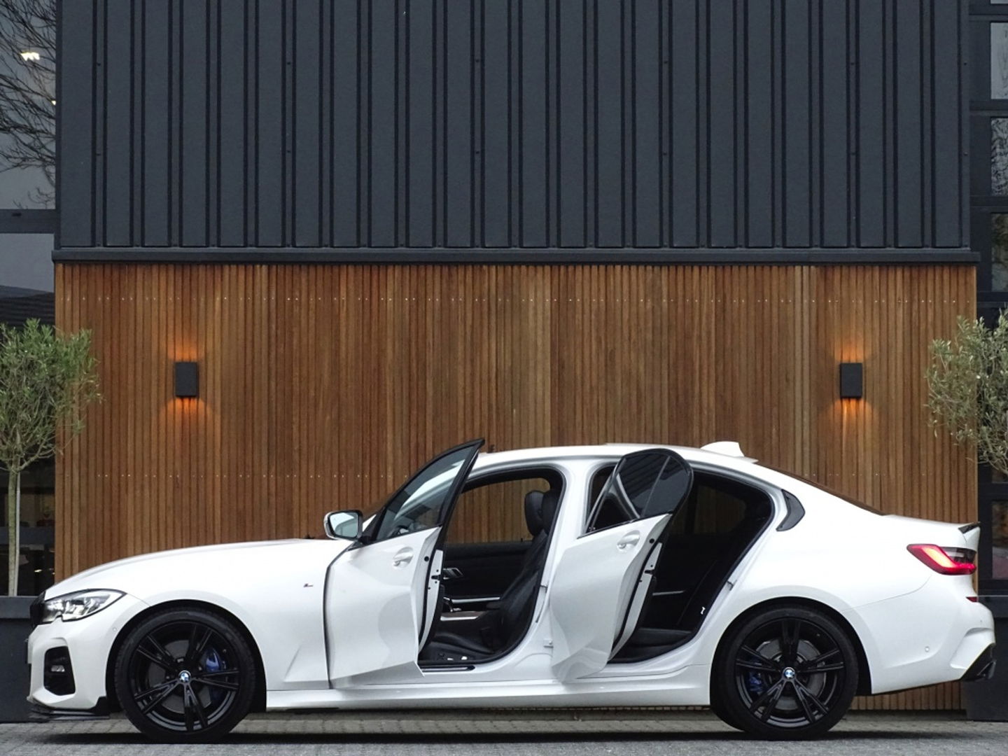 BMW 3-serie 330i 259PK / M-Sport / Individual / M340 Ed. / laser