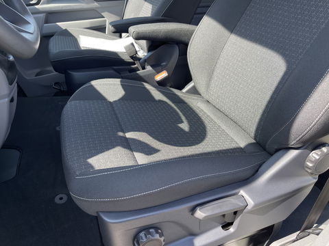 Ford Transit Custom 320 2.0 TDCI 136pk L2H1 Trend originele DC 5 persoons / NIEUW / BPM VRIJ / vaste prijs rijklaar € 39.950 ex btw / lease vanaf € 652 / euro 6 diesel / vol opties !