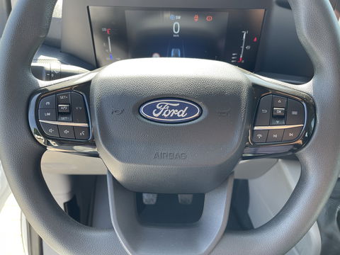Ford Transit Custom 320 2.0 TDCI 136pk L2H1 Trend originele DC 5 persoons / NIEUW / BPM VRIJ / vaste prijs rijklaar € 39.950 ex btw / lease vanaf € 652 / euro 6 diesel / vol opties !