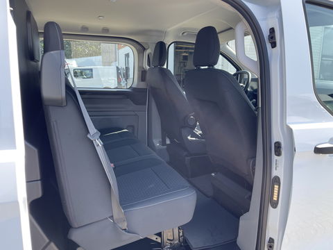 Ford Transit Custom 320 2.0 TDCI 136pk L2H1 Trend originele DC 5 persoons / NIEUW / BPM VRIJ / vaste prijs rijklaar € 39.950 ex btw / lease vanaf € 652 / euro 6 diesel / vol opties !