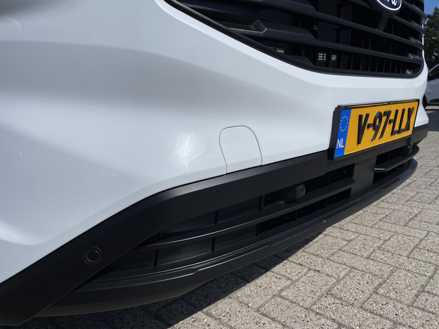 Ford Transit Custom 320 2.0 TDCI 136pk L2H1 Trend originele DC 5 persoons / NIEUW / BPM VRIJ / vaste prijs rijklaar € 39.950 ex btw / lease vanaf € 652 / euro 6 diesel / vol opties !