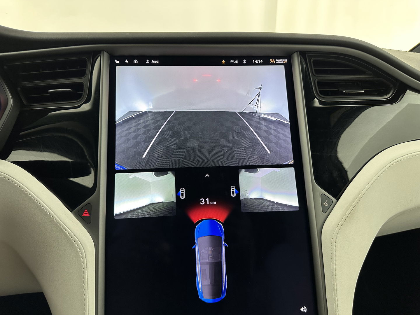 Tesla Model X 100D Aut. *PANO-WINDOW | AUTO-PILOT | LUXURY-LEATHER | CCS-FASTLOADER | NAVI-FULLMAP | FULL-LED | AIR-SUSPENSION | DIGI-COCKPIT | KEYLESS | CAMERA | DAB+ | HEATED-COMFORTSEATS | TOWBAR | 20''ALU*