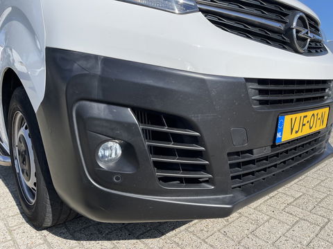 Opel Vivaro 2.0 CDTI 122pk L3H1 DC 6 persoons Edition / vaste prijs rijklaar € 20.950 ex btw / lease vanaf € 342 / euro 6 / bpm vrij / airco / cruise / navi / dubbele schuifdeur !