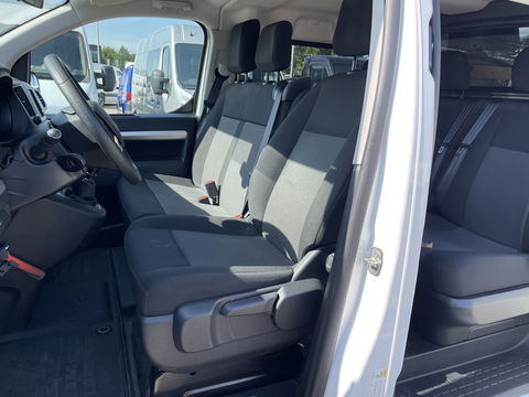 Opel Vivaro 2.0 CDTI 122pk L3H1 DC 6 persoons Edition / vaste prijs rijklaar € 20.950 ex btw / lease vanaf € 342 / euro 6 / bpm vrij / airco / cruise / navi / dubbele schuifdeur !