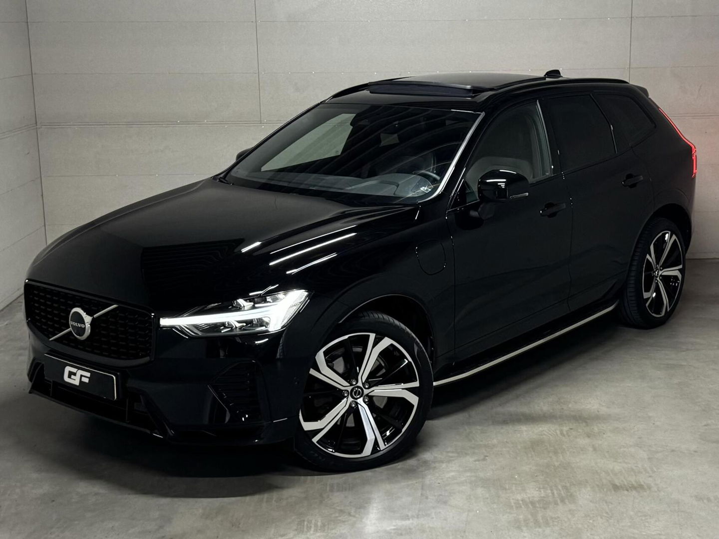 Volvo XC60 2.0 Recharge T6 AWD R-Design Pano H/K 360º Autopilot