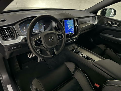 Volvo XC60 2.0 Recharge T6 AWD R-Design Pano H/K 360º Autopilot