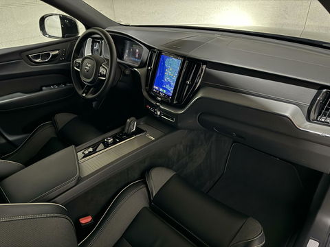 Volvo XC60 2.0 Recharge T6 AWD R-Design Pano H/K 360º Autopilot