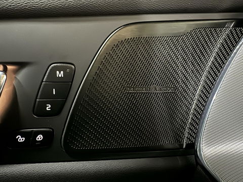 Volvo XC60 2.0 Recharge T6 AWD R-Design Pano H/K 360º Autopilot