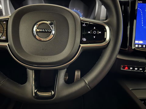 Volvo XC60 2.0 Recharge T6 AWD R-Design Pano H/K 360º Autopilot