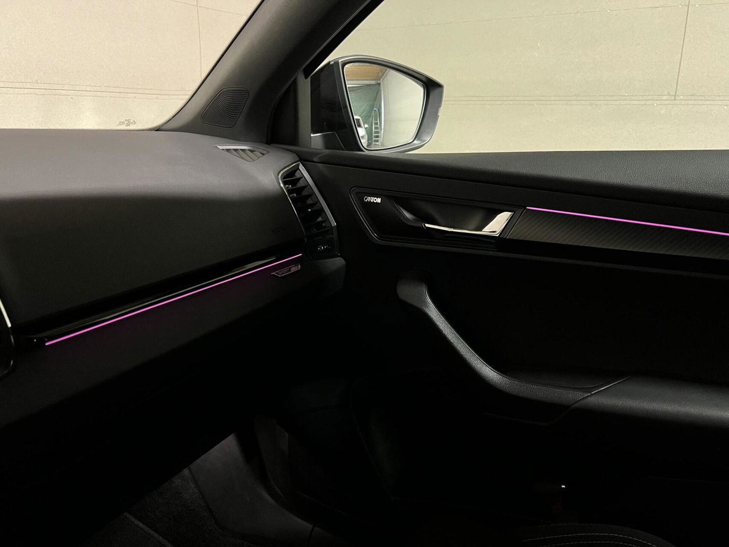 Škoda Karoq 1.5 TSI ACT Sportline Virtual Pano Canton Carplay NAP