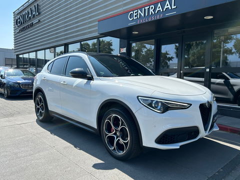 Alfa Romeo Stelvio 2.0 T AWD Super 280PK|Pano|Harman/Kardon|Memory|Camera|ACC|Keyless|Leder|Carplay