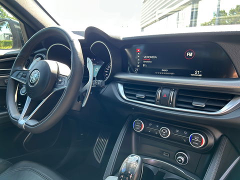 Alfa Romeo Stelvio 2.0 T AWD Super 280PK|Pano|Harman/Kardon|Memory|Camera|ACC|Keyless|Leder|Carplay