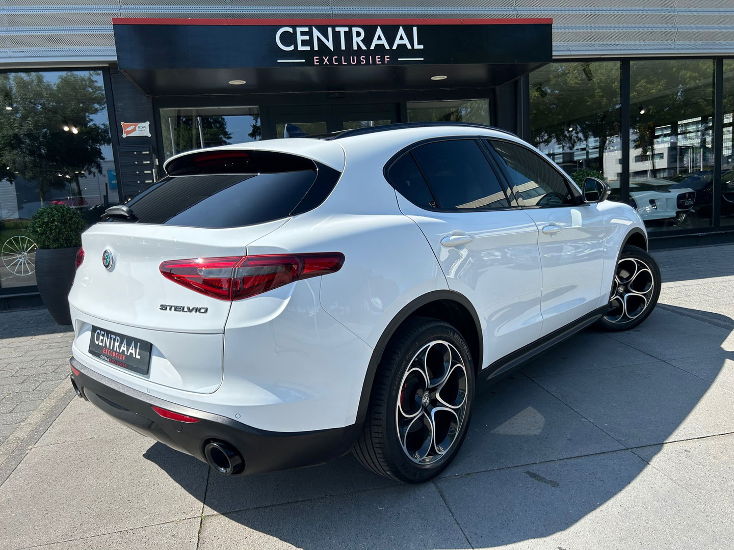 Alfa Romeo Stelvio 2.0 T AWD Super 280PK|Pano|Harman/Kardon|Memory|Camera|ACC|Keyless|Leder|Carplay