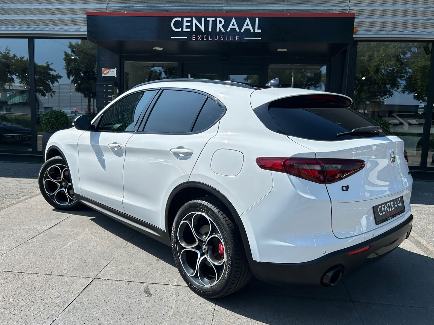 Alfa Romeo Stelvio 2.0 T AWD Super 280PK|Pano|Harman/Kardon|Memory|Camera|ACC|Keyless|Leder|Carplay